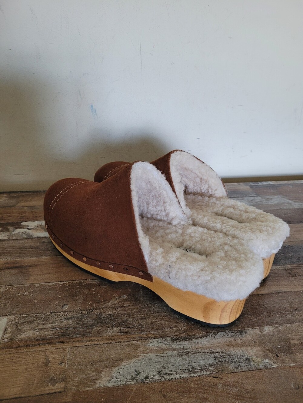 Free People Slip-on Mules. Retail Price $168. - Picture 4 of 11